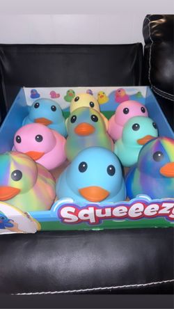 Squeezy Duck Squishy