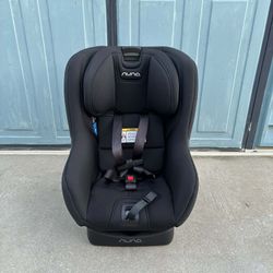 Nuna Rava Car Seat