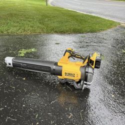 DeWalt Blower 20V MAX Brushless Cordless Handheld