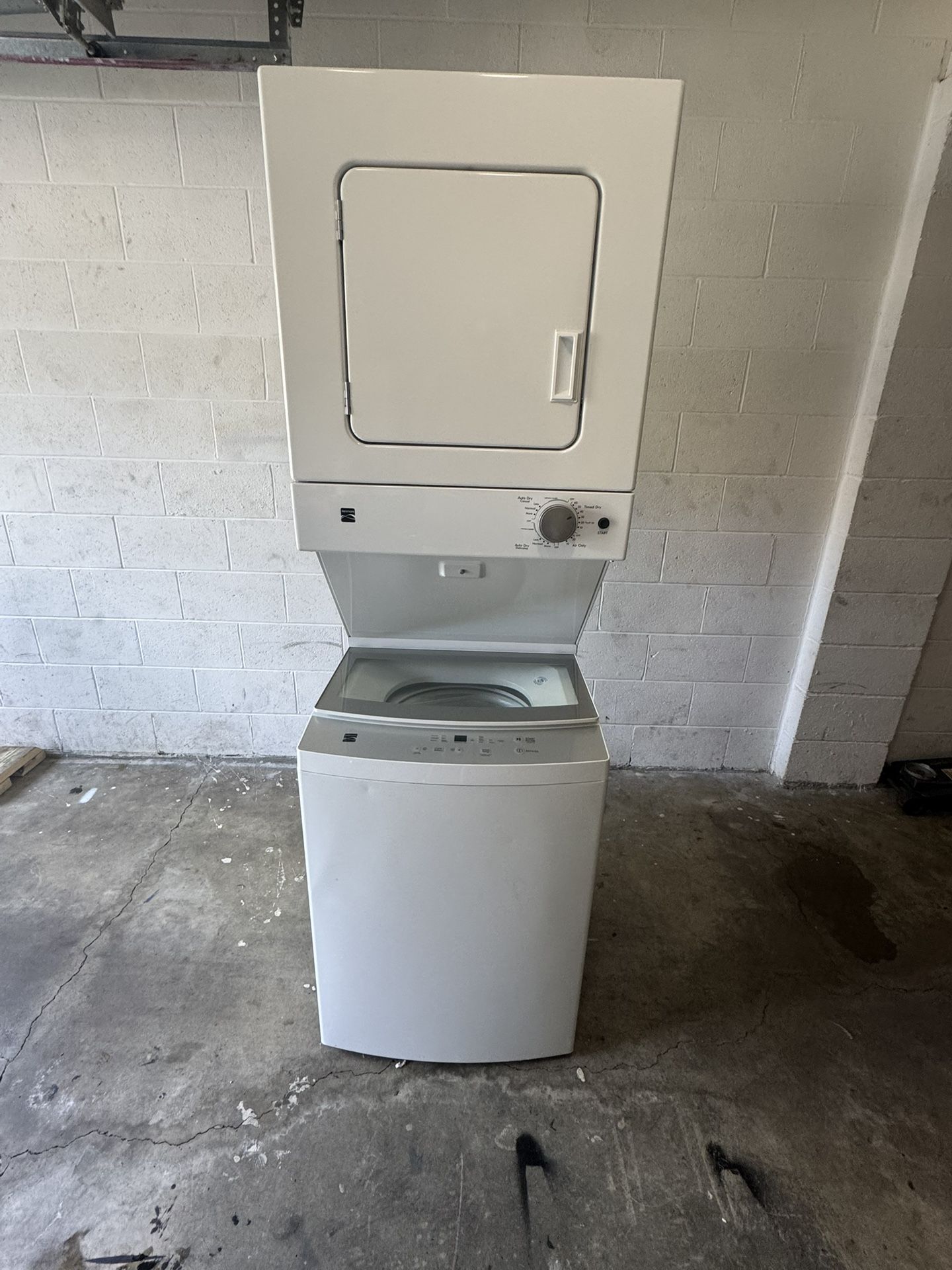 Kenmore Washer& Dryer Machine