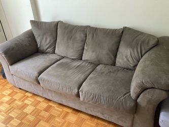 Ashley Furniture Darcy Sofa