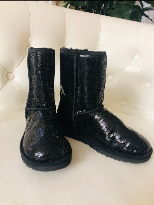 Ugg Australia Classic Short Black Sparkle Boots