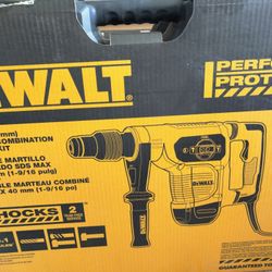 DeWalt 16" SDS Max Combo Hammer Drill