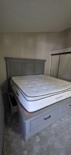 Bedroom Set(king size)