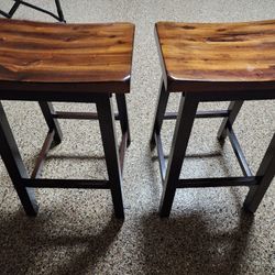 2 Stools