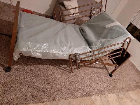 Hospital Bed (NEW)