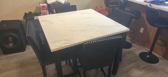 Black white dining table with 4 chairs