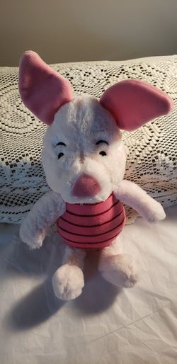 Disney Parks 7" Piglet Beanie With Tag