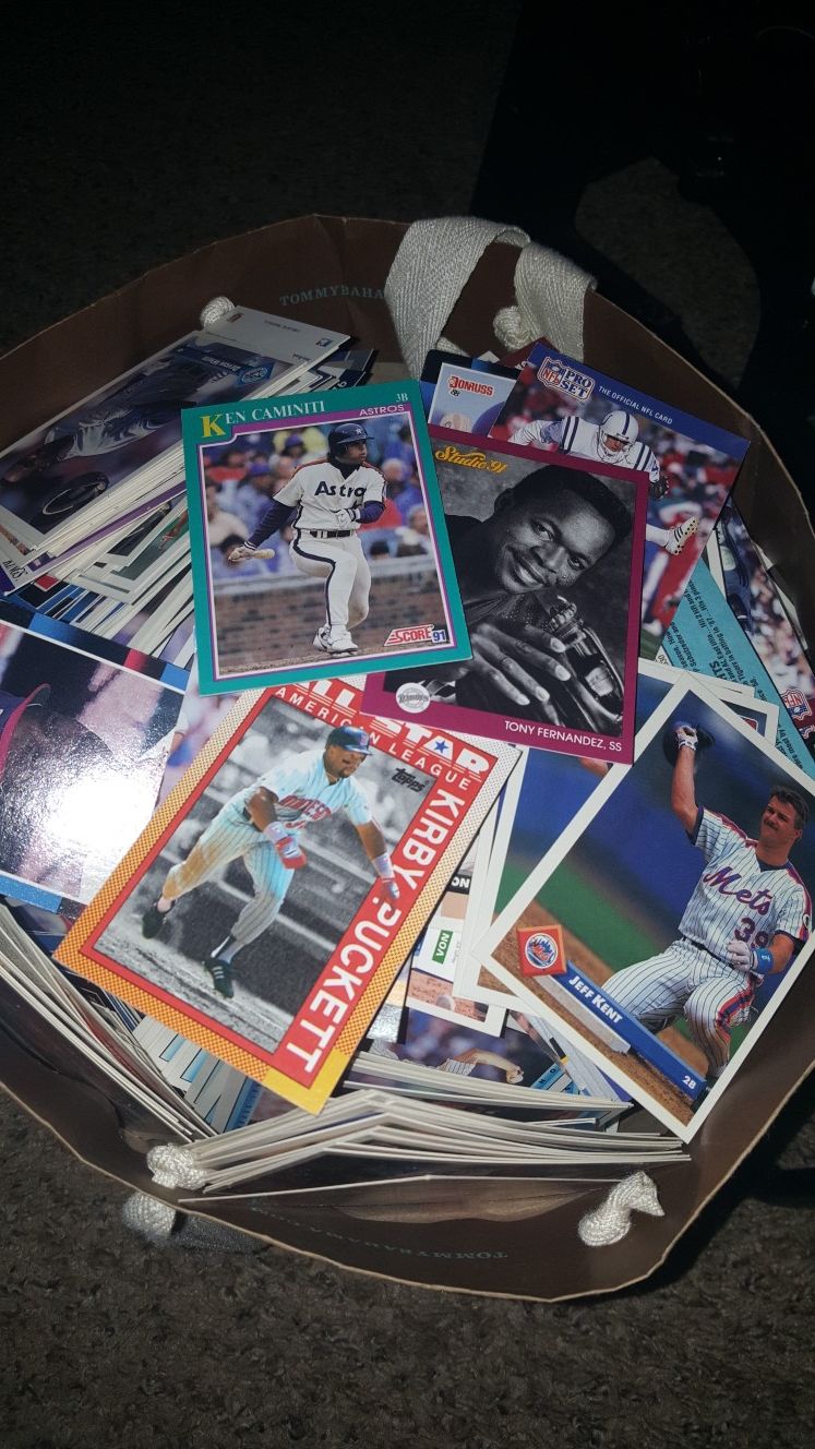 Big bag of sports cards mostly baseball