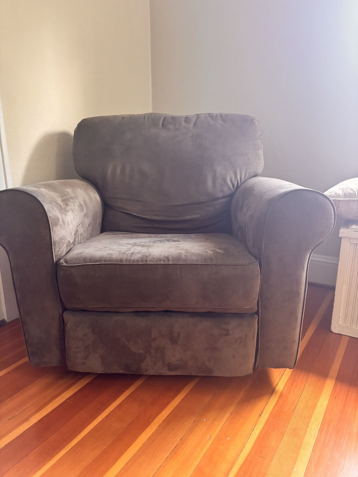 Brown suedes velvet recliner great for new baby
