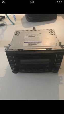 Hyundai FM/AM stereo