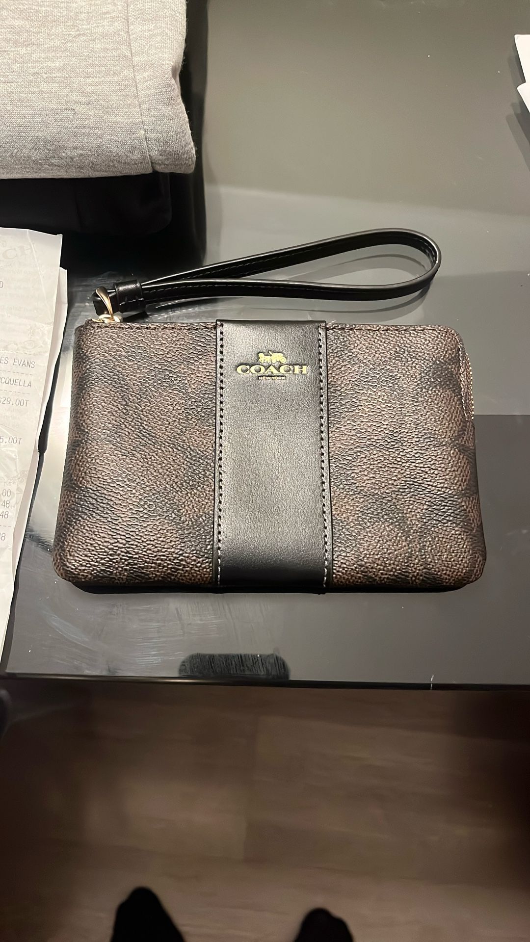 Coach Corner zip Wristlet 