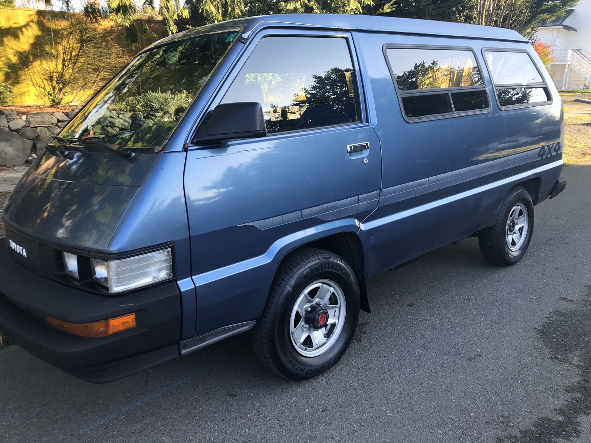 1988 Toyota Van