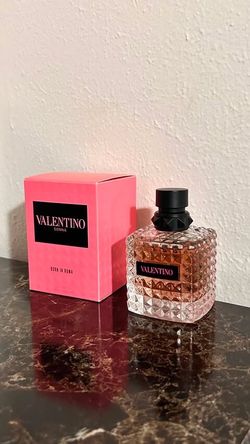 Valentino born in roma Donna