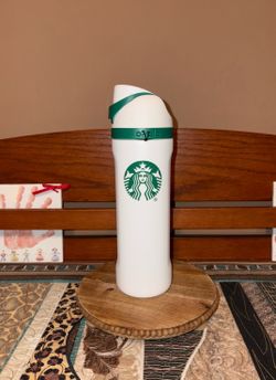 Starbucks/Owala 24oz, White Tumbler