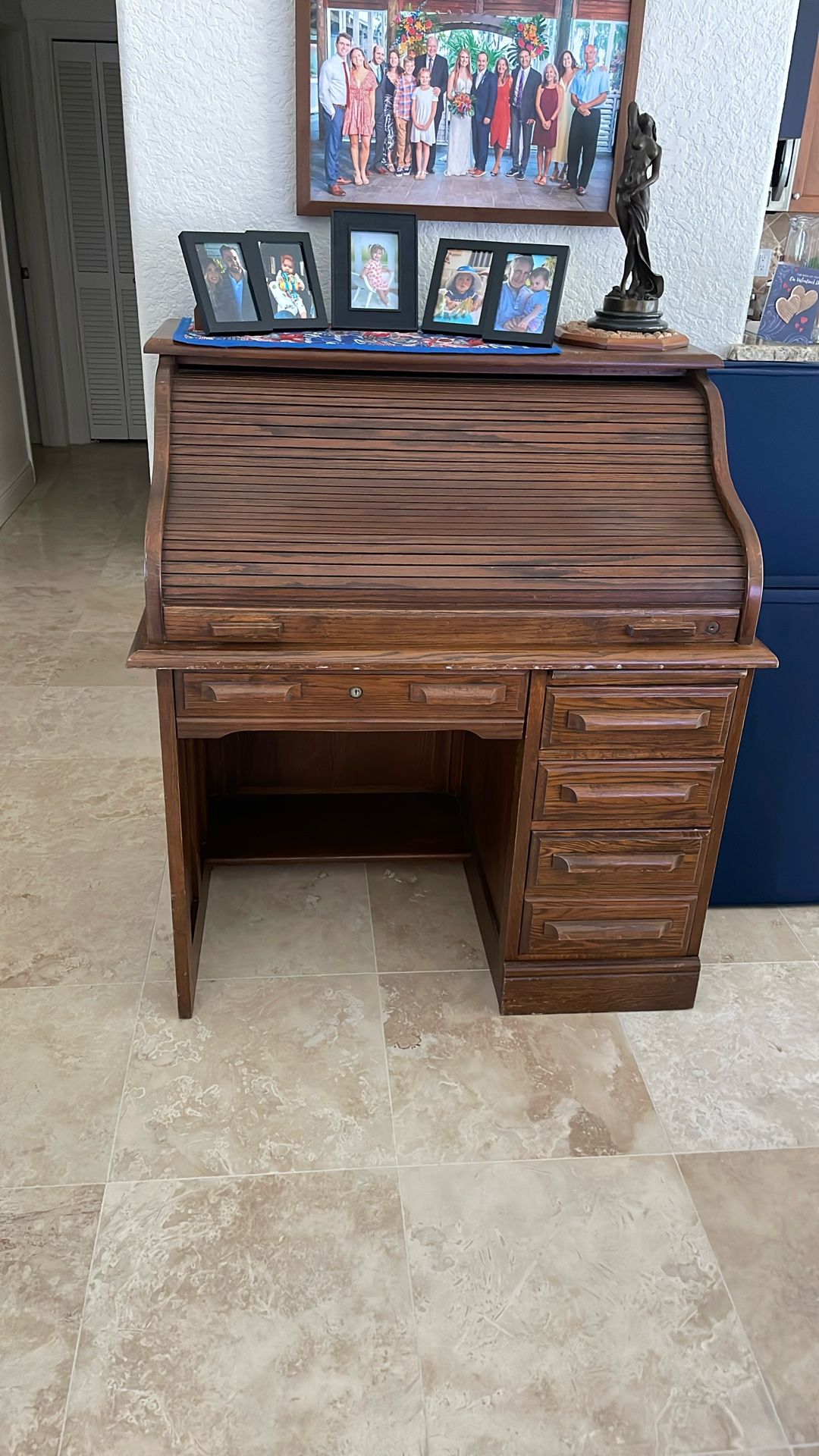 Desk With Roll Up Top