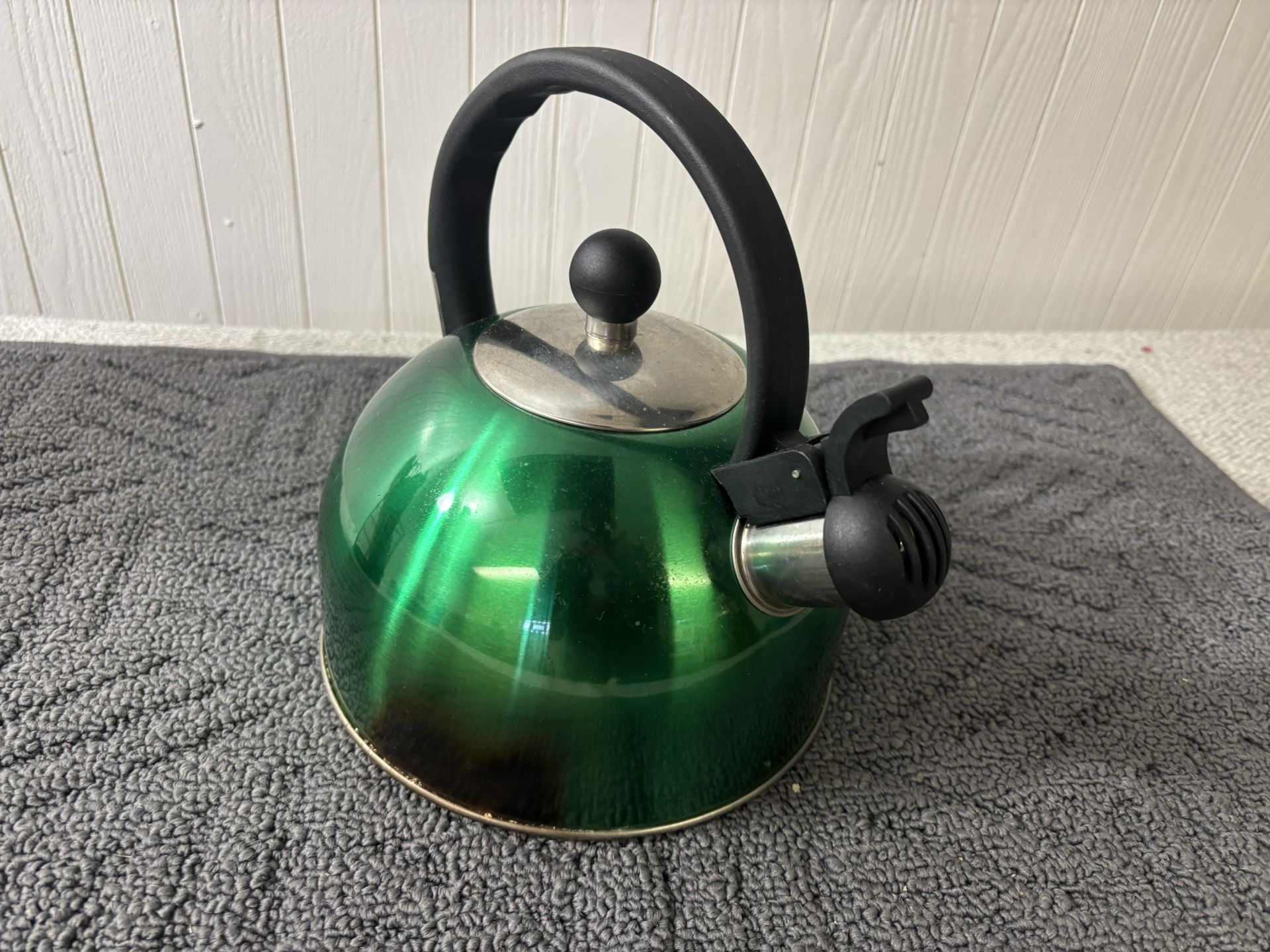 Green Stainless Steel Kettle