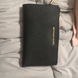 Michael Kors wrist wallet