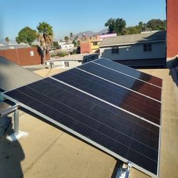 540 & 405 Watt Maxeon Solar Panles