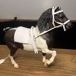 Breyer Toby the Vaulting Horse with Surcingle #703297  (1997)