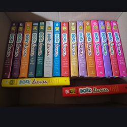 Set Of 15 Dork Diaries Set