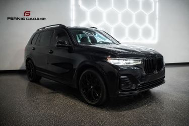 2022 BMW X7