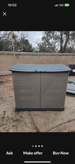 Storage She’d Rubbermaid