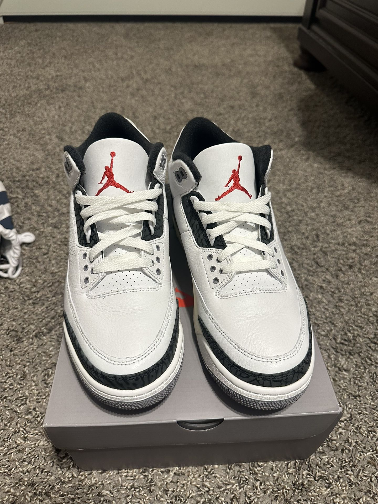 Jordan 3s Gray Cement