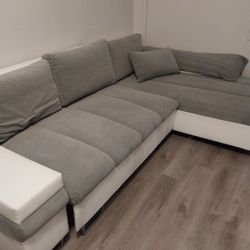 Pull Out Couch