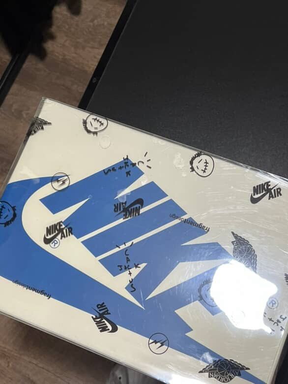 Travis Scott fragment Jordan 1 lows