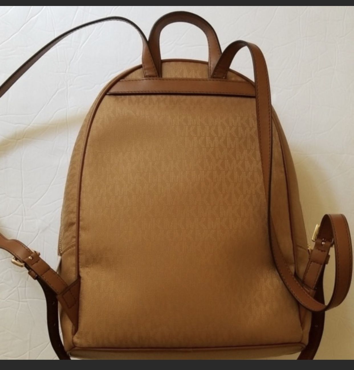 Micheal Kors Connie Dark brown Khaki Backpack. Michael Kors connie Backpack - MEDIUM SIZE | Mercari main image 4