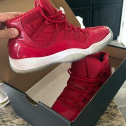 Jordan 11, 7Y