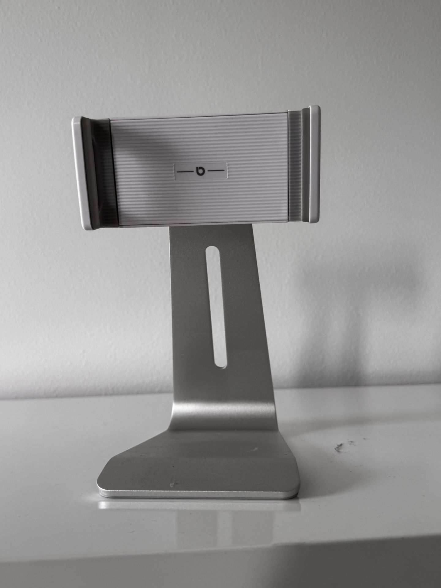 iPad, iPhone, Table Tablet Holder