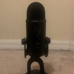 *USED* Blue Yeti Microphone - Streamer Quality Microphone 