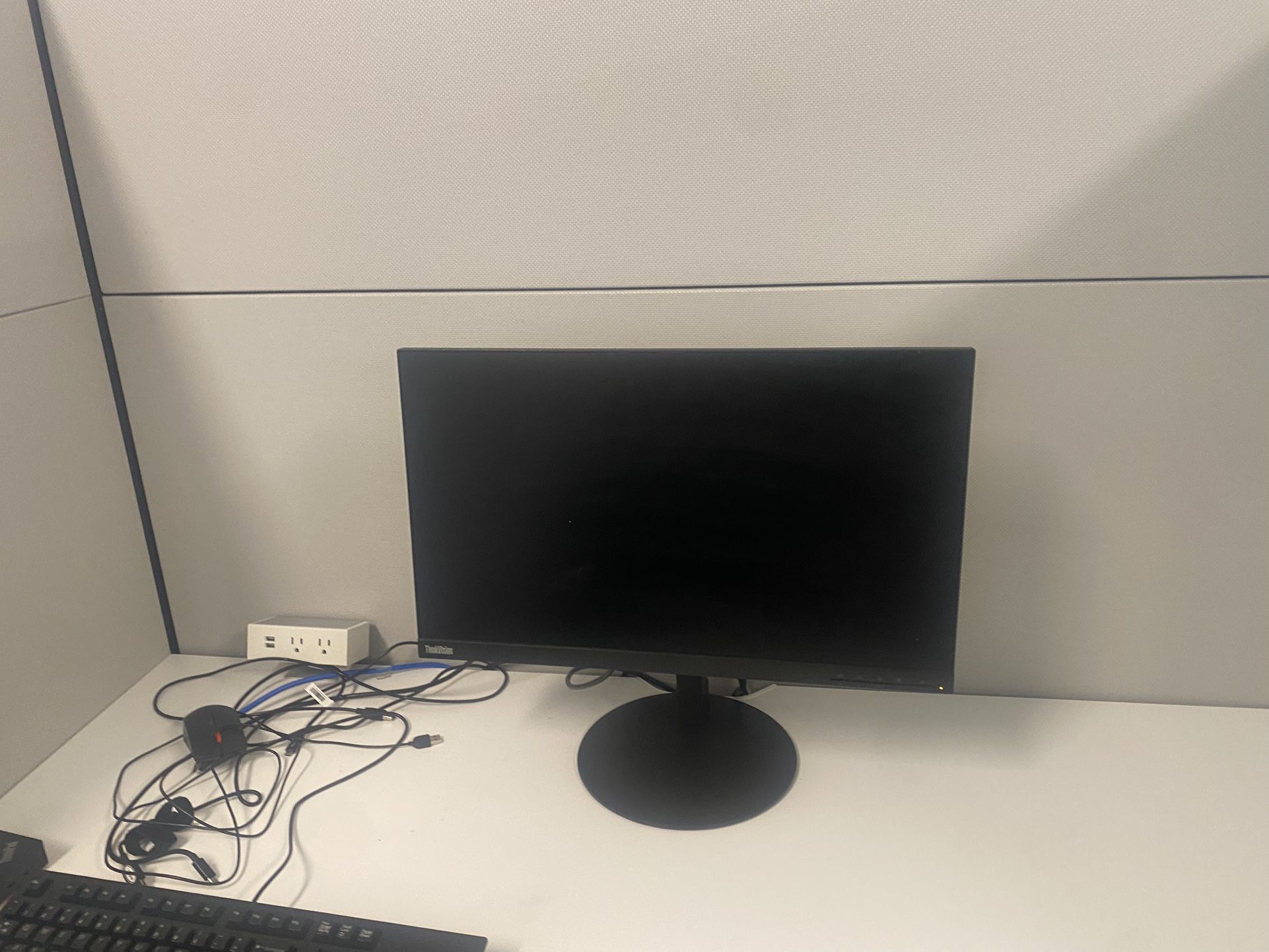 Lenovo 24 Inch Monitors T24