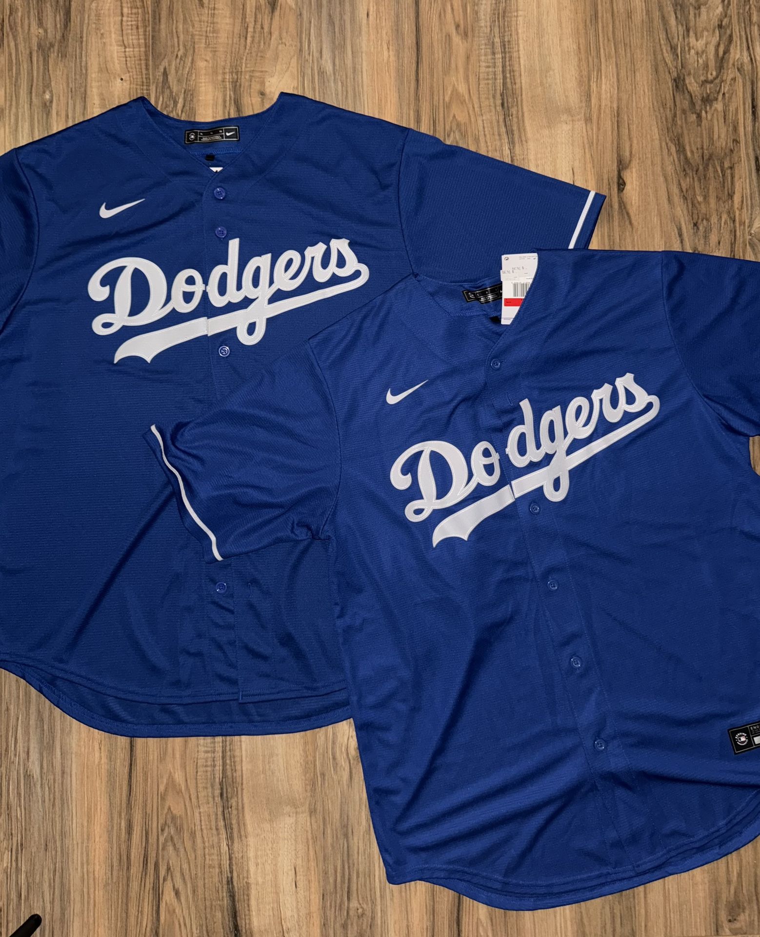New men’s large & XL Nike LA dodgers blue Jersey