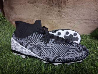 Soccer cleats us size 3youth