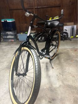 Classic Black lowrider Cruiser Bike