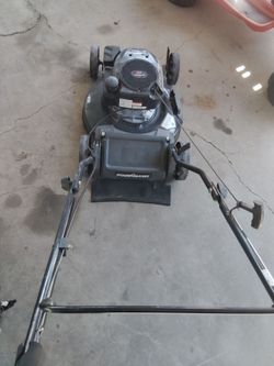 Push mower runs good ready to cut