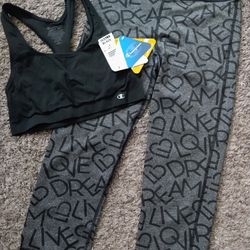 NWT Aeropostale/ champion sports bra workout set Women’s Capri Leggings Size Small 