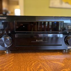 Pioneer Elite VSX-54tx 7.1 AV Receiver with remote