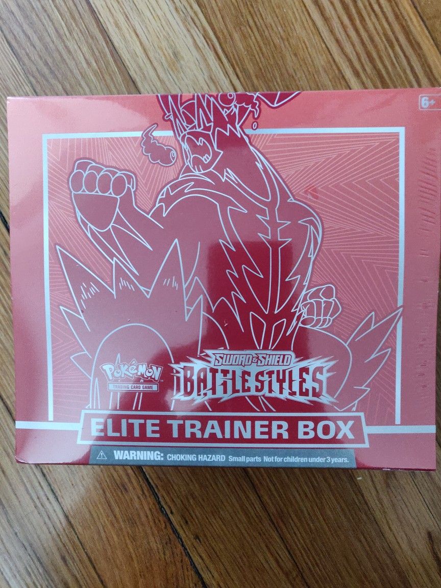 Pokemon Battle Styles Elite Trainer Box Single Strike Urshifu Red
