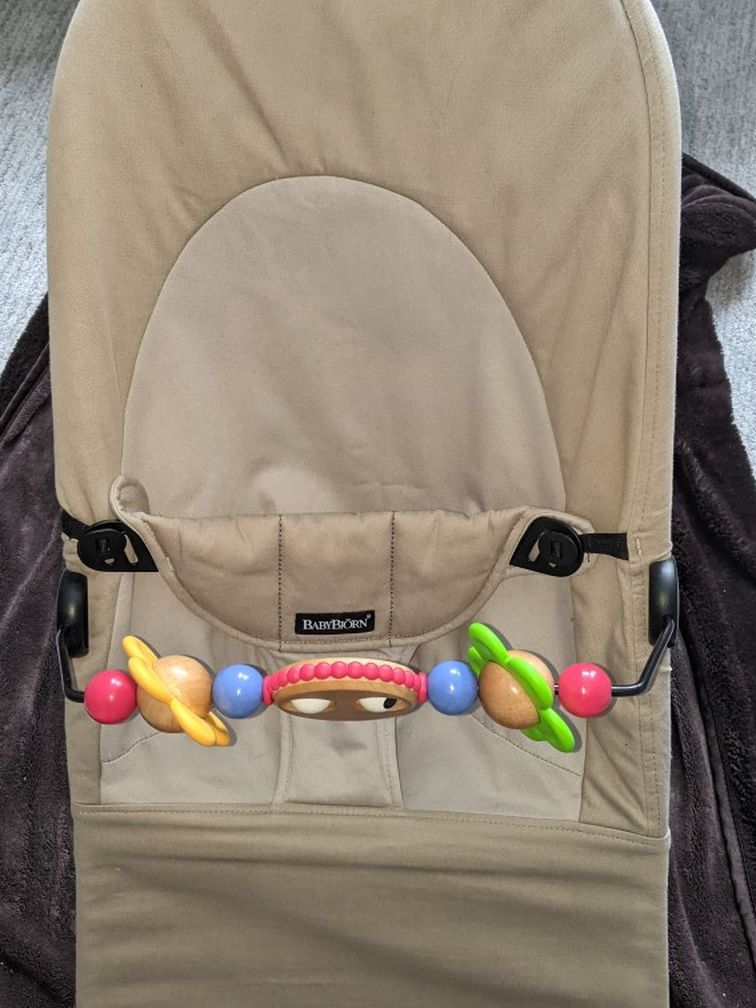 Baby Bjorn Bouncer With Googly Eyes Toy