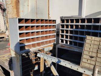 Metal storage cabinet