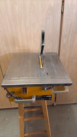 Work Force wet saw for tile work