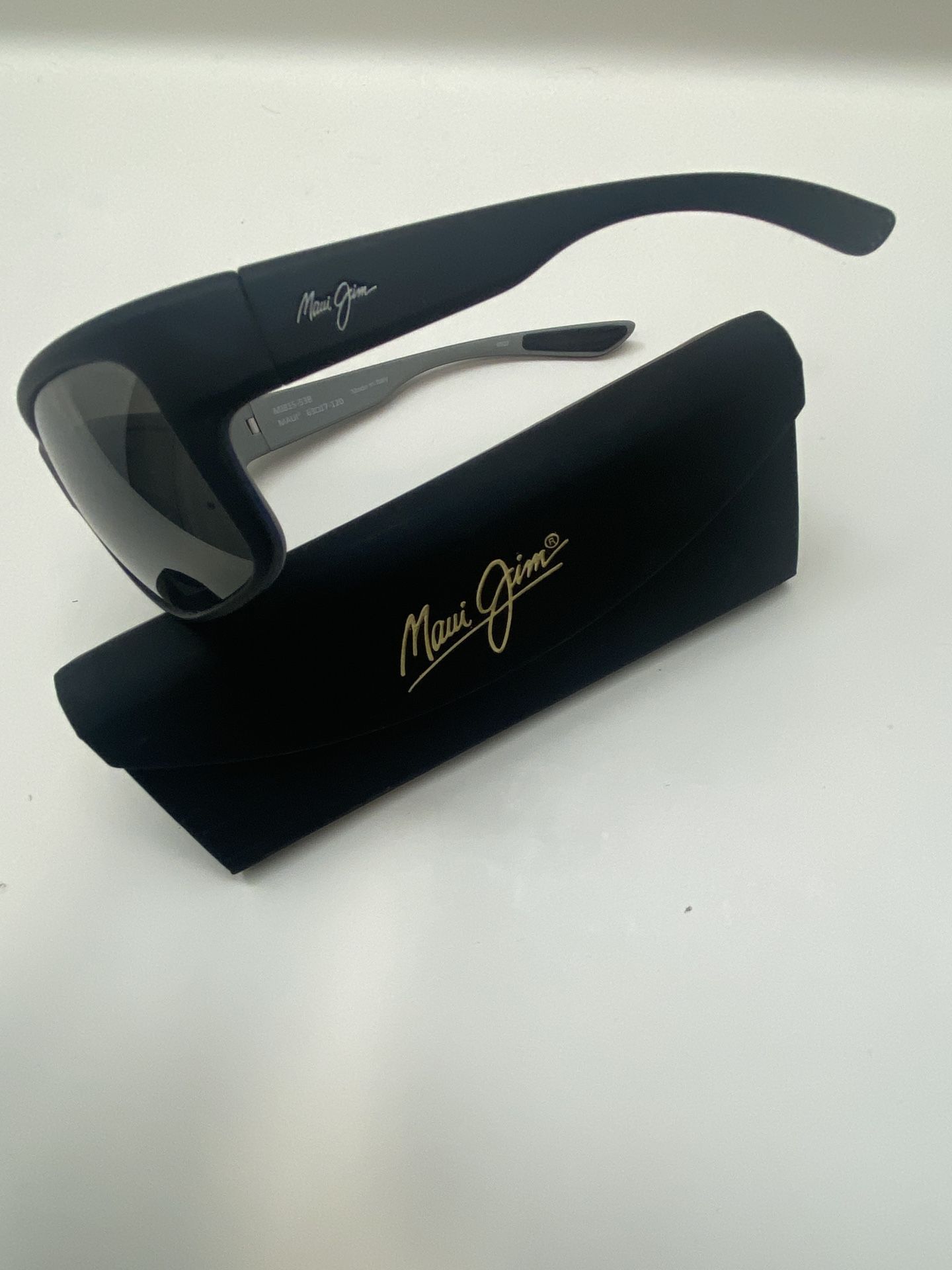 New men’s Maui Jim Sunglasses