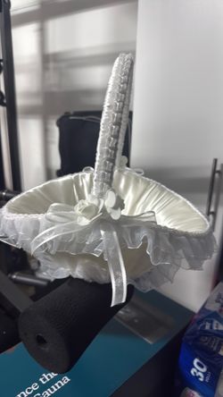 Flower girl baskets