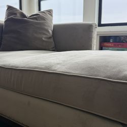 Modern Chaise Lounge Sofa