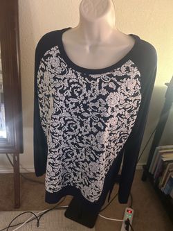 Woman’s sweater Navy blue
