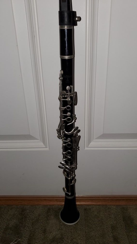 Selmer- beginner B flat Clarinet